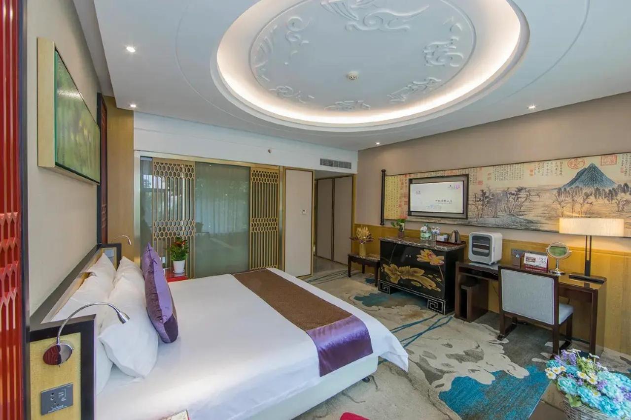 Apartamento Lang Lua Vang *